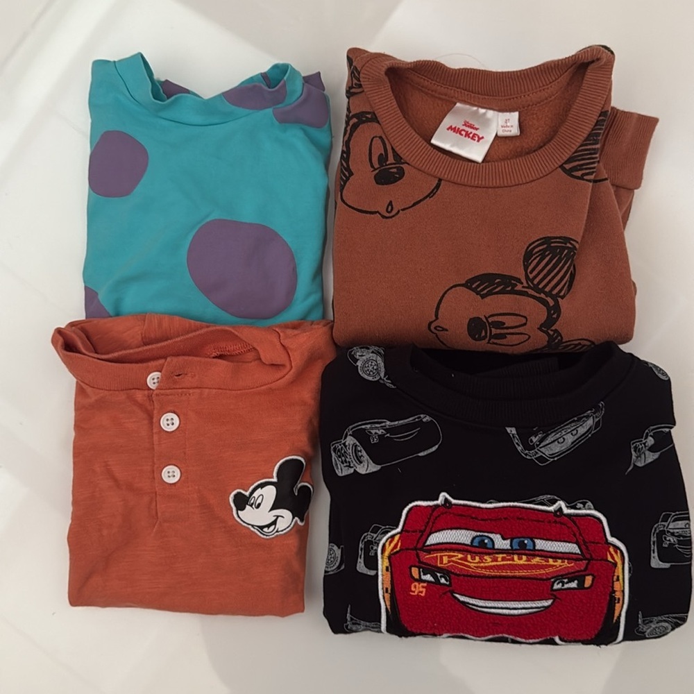 Lot bundle of Disney tshirt and sweaters boy 2t